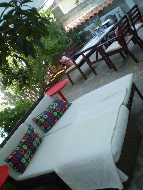 Il Giardino Di Emilio Acomodação com café da manhã Marrùbiu Exterior foto